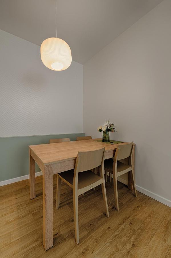 Apartamenty Mm - Rzezniczaka Zielona Góra Exteriör bild